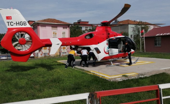 Ambulans helikopter kalp krizi geçiren hükümlü için havalandı