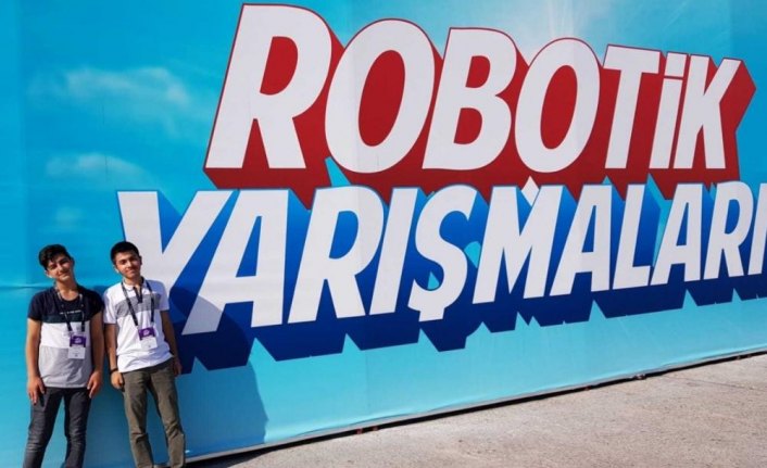 Atakum Anadolu İmam Hatip Lisesi TEKNOFEST'te dördüncü oldu