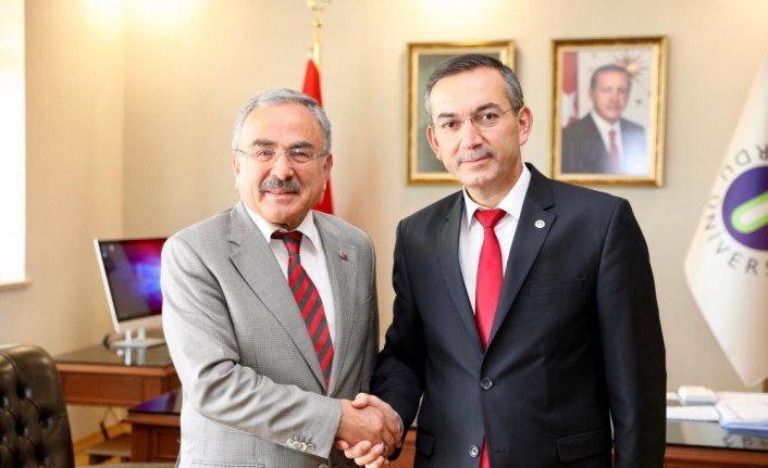 Başkan Güler'den rektör Akdoğan'a ziyaret