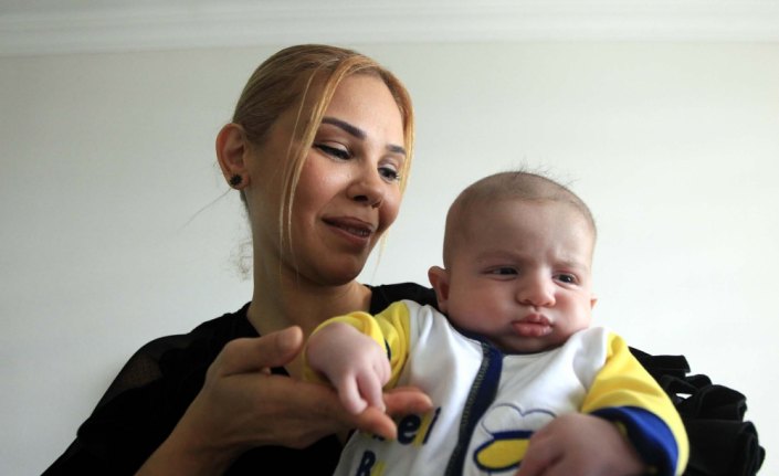 Başparmakları olmayan Batuhan bebek destek bekliyor