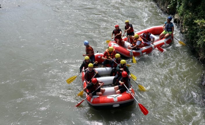 Melen Çayı'nda hafta sonu yoğunluğu