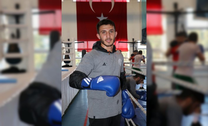 Milli boksörler yumruklarıyla dünyayı sallamak istiyor