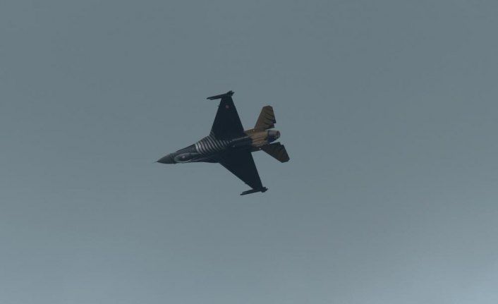 SOLOTÜRK Sinop'ta gösteri uçuşu yaptı