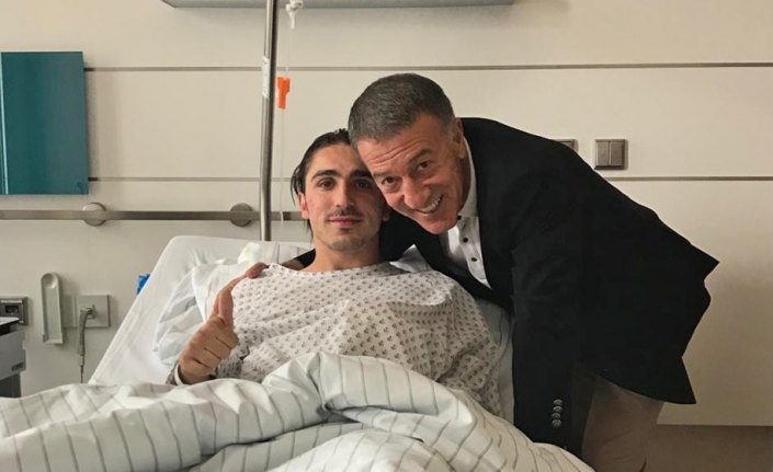 Trabzonspor'da Abdülkadir Ömür ameliyat edildi