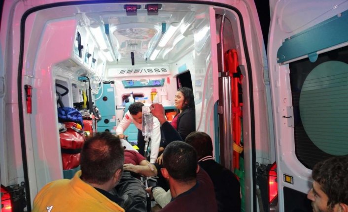 Bolu'da iki otomobil çarpıştı: 6 yaralı