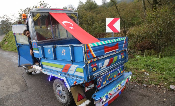 Çiftçinin ışıklandırdığı tarım aracı ilgi görüyor