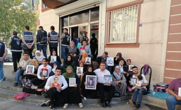 Diyarbakır annelerine destek ziyaretleri