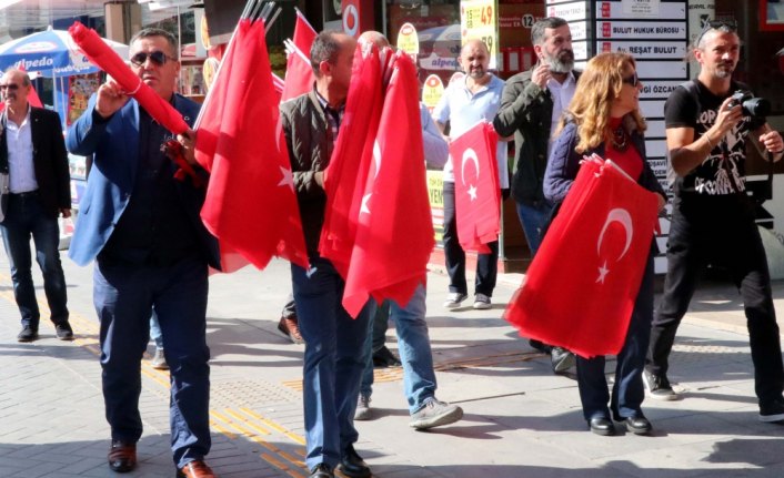 Gazetecilerden Barış Pınarı Harekatı'na destek