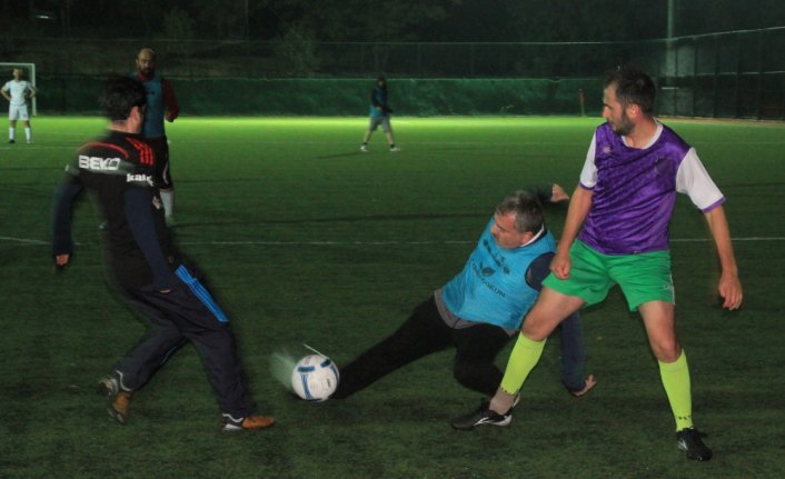 Havza'da veteranlar futbol maçı
