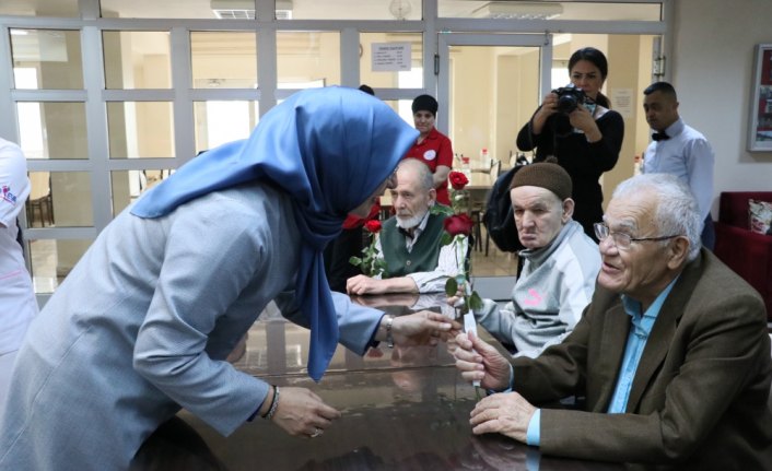 Hizmet huzurevi sakinlerinin 