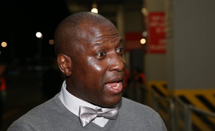Kevin Campbell'dan Ünal Karaman'a övgü