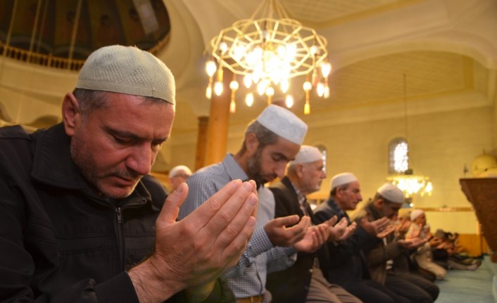 Mehmetçik için zafer ve sefer duası