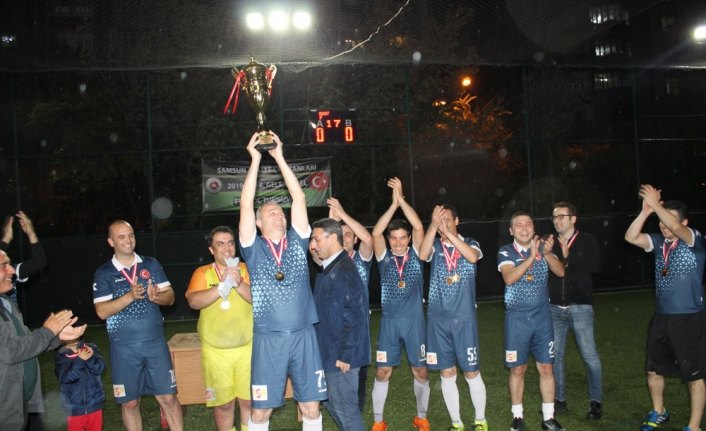 Samsun'da 8. Geleneksel Futbol Turnuvası sona serdi