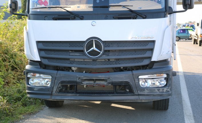 Samsun’da kamyon ile otomobil çarpıştı: 1 yaralı