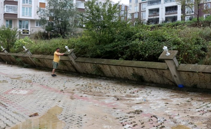 Samsun'da sağanak yaşamı olumsuz etkiledi