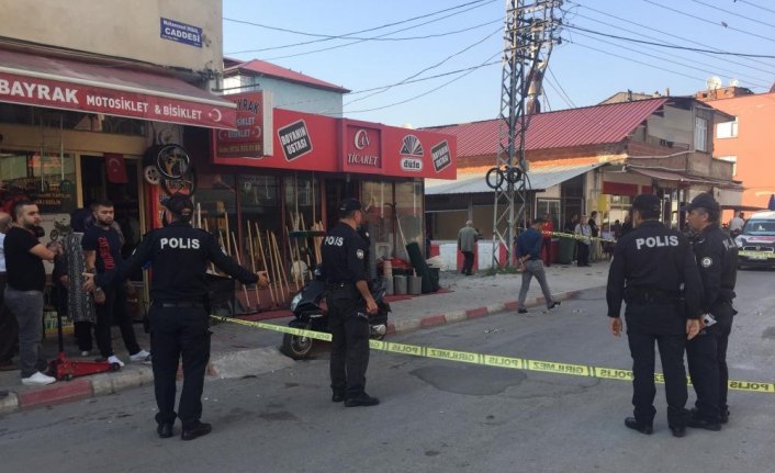 Samsun'da silahla yaralama anı güvenlik kamerasında