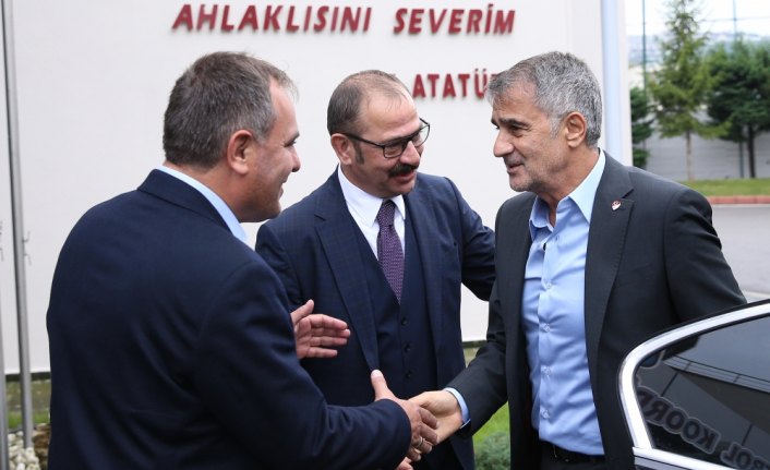 Şenol Güneş'ten Trabzonspor Kulübüne ziyaret