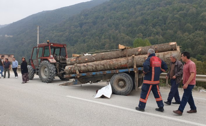 Tomruk yüklü römorkun altında kalan kişi öldü