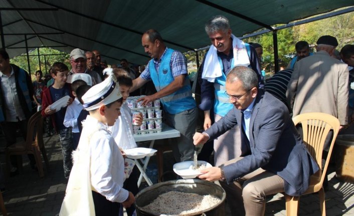 Tosya'da sünnet şöleni düzenlendi