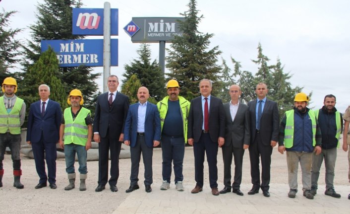 Vali Varol Suluova'yı ziyaret etti