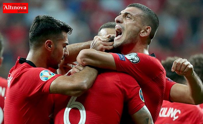 A Milli Futbol Takımı tarihinin en iyi grup performansıyla EURO 2020'de