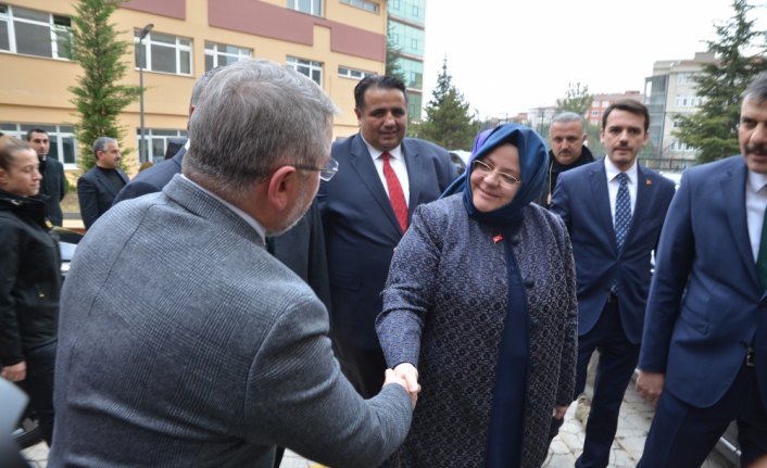 Aile, Çalışma ve Sosyal Hizmetler Bakanı Selçuk: