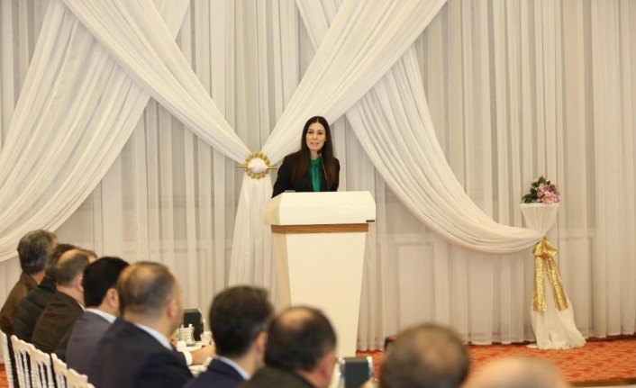 AK Parti Genel Başkan Yardımcısı Çiğdem Karaaslan muhtarlarla buluştu