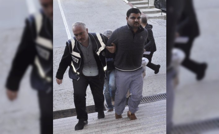 Amasya'da otomobilden hırsızlık yapan 2 kişi tutuklandı