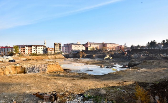 Başkan Zorluoğlu, Millet Bahçesi çalışmalarını inceledi