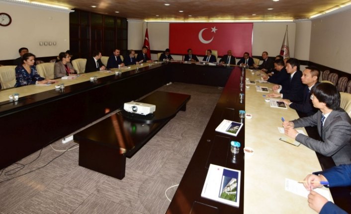 Çin heyetine, Trabzon'daki iş olanakları konusunda bilgi verildi