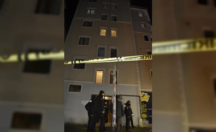 Gümüşhane'de bir apartta çıkan yangında 8 öğrenci dumandan etkilendi