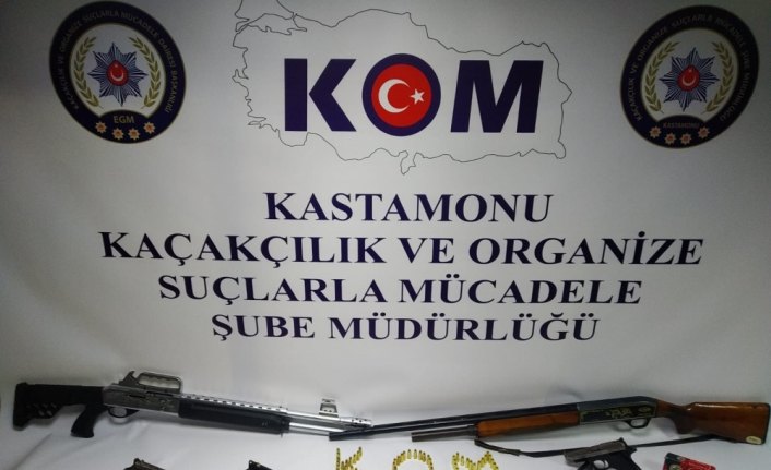 Kastamonu'da silah kaçakçılığı iddiasıyla 3 şüpheli yakalandı