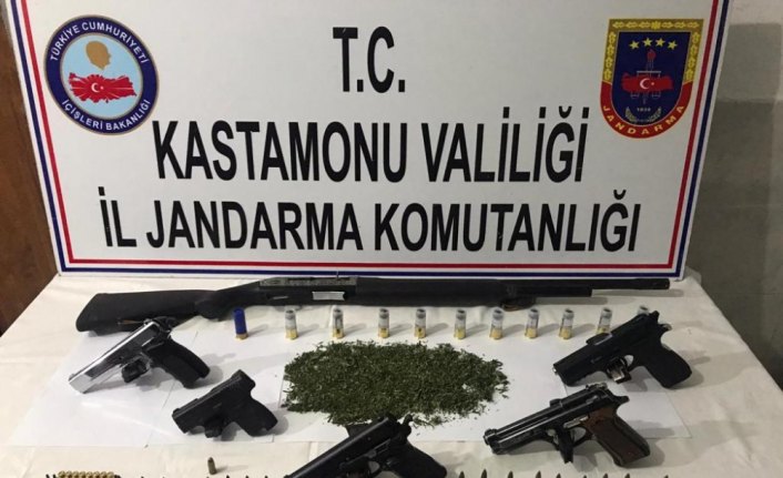 Kastamonu'da uyuşturucu operasyonunda 5 şüpheli tutuklandı