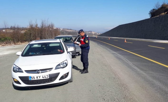 Ordu'da 54 sürücüye hız sınırını aşmaktan ceza