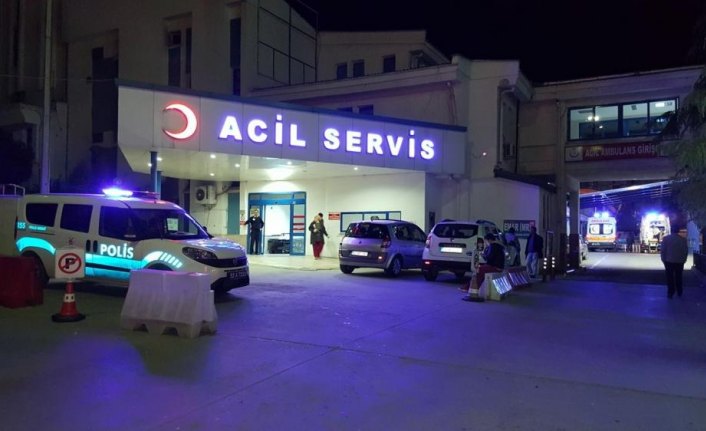 Ordu'da otomobil ile hafif ticari araç çarpıştı: 6 yaralı