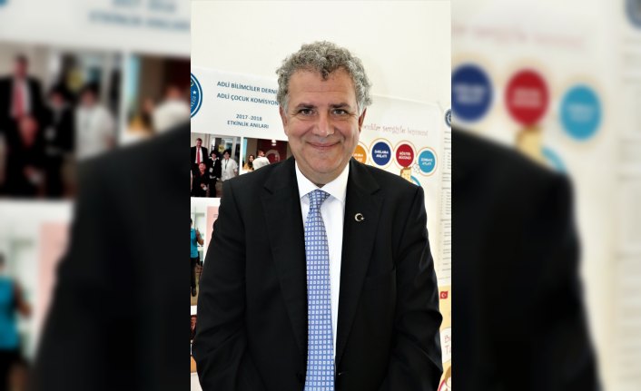 Suçluyu saç kepeği bile ele veriyor