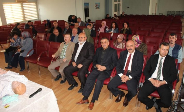 Suluova'da diyabet semineri verildi