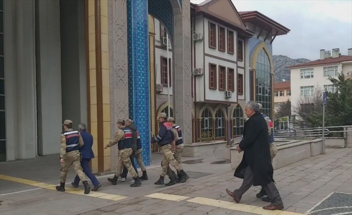 Amasya'da kablo hırsızlığı iddiasıyla 3 kişi tutuklandı