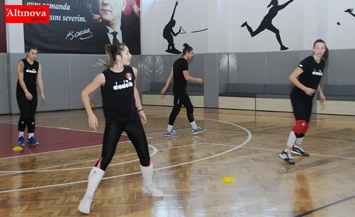 Anakent, Nevşehir Belediye Maçına Kilitlendi