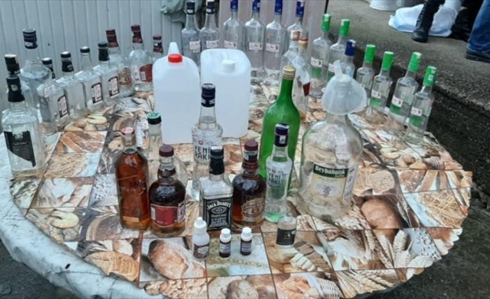 Bartın'da sahte içki operasyonunda 2 kişi gözaltına alındı