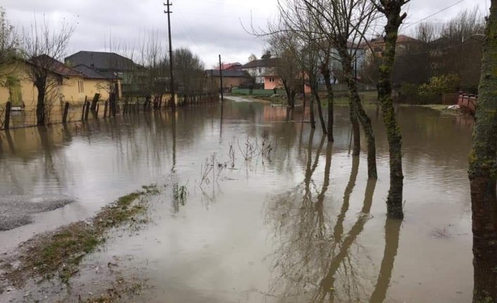 Çaycuma'da sağanak yağış