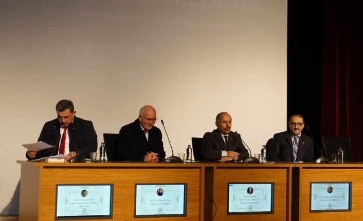 İslam bilimleri tarihçisi Prof. Dr. Fuat Sezgin, Trabzon'da anıldı