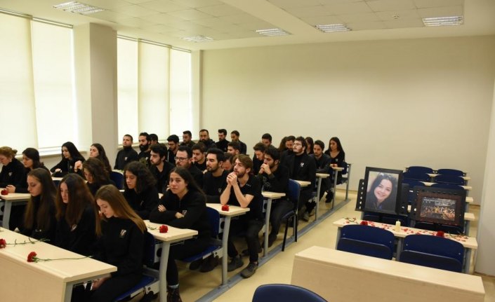 Sınıf arkadaşları Ceren'in doğum gününü unutmadı