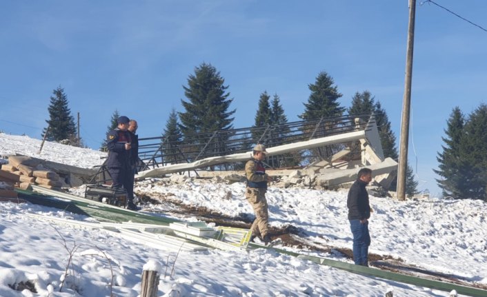 Trabzon'da izinsiz inşa edilen 160 yapı yıkıldı