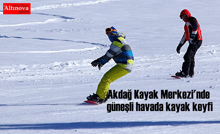 Akdağ Kayak Merkezi'nde güneşli havada kayak keyfi