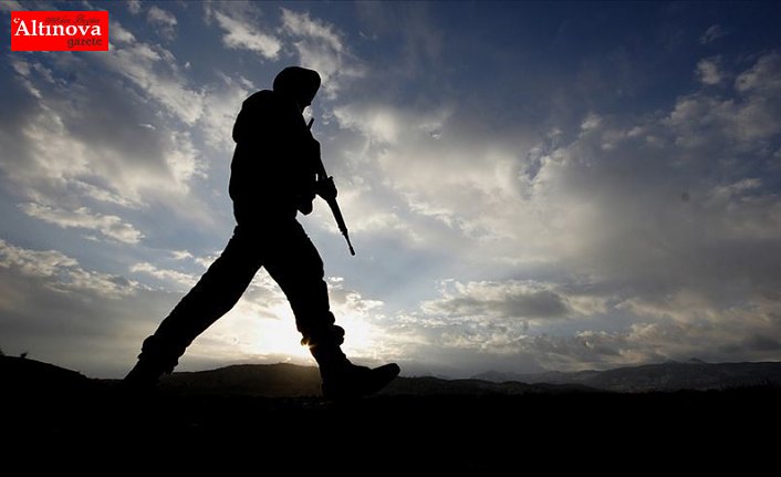 Barış Pınarı Harekat Bölgesi'nde 4 asker şehit oldu