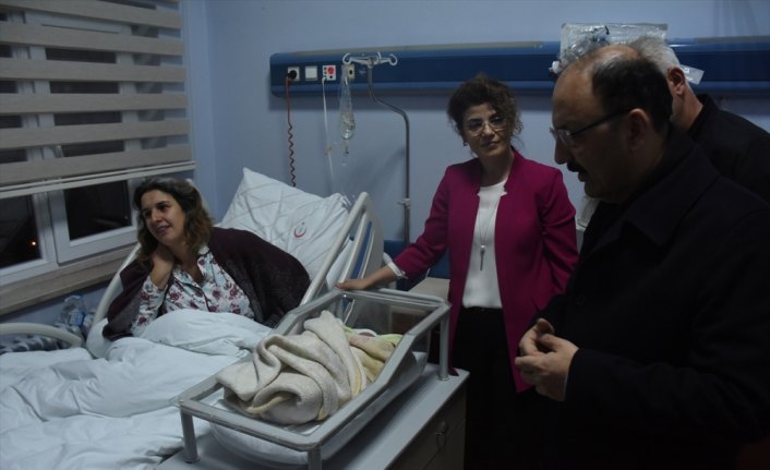 Bartın'da yılın ilk bebeği doğdu