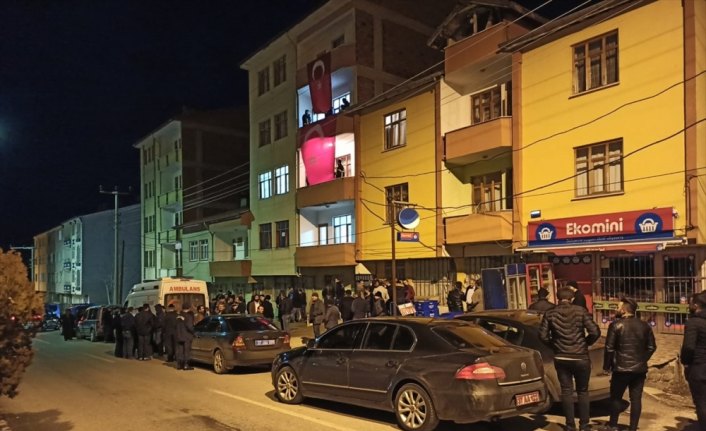 Çığ'da şehit olan askerin babaevinde yas var