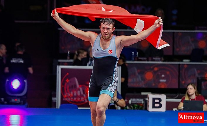 Milli güreşçi Süleyman Karadeniz Avrupa şampiyonu
