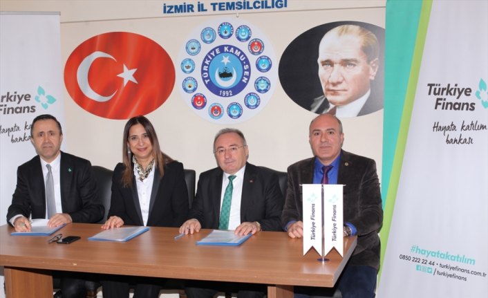Türkiye Finans ile Kamu-Sen İzmir İl Temsilciliği arasında protokol imzalandı